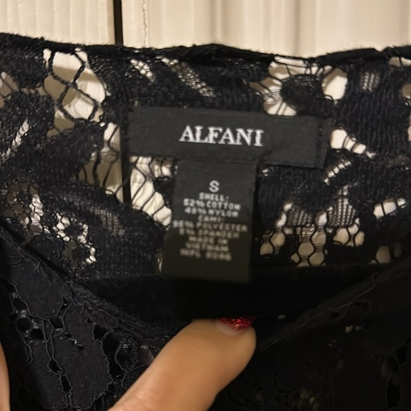 Alfani black lace long sleeves top with built in camisole size S new wit… - Picture 2 of 6